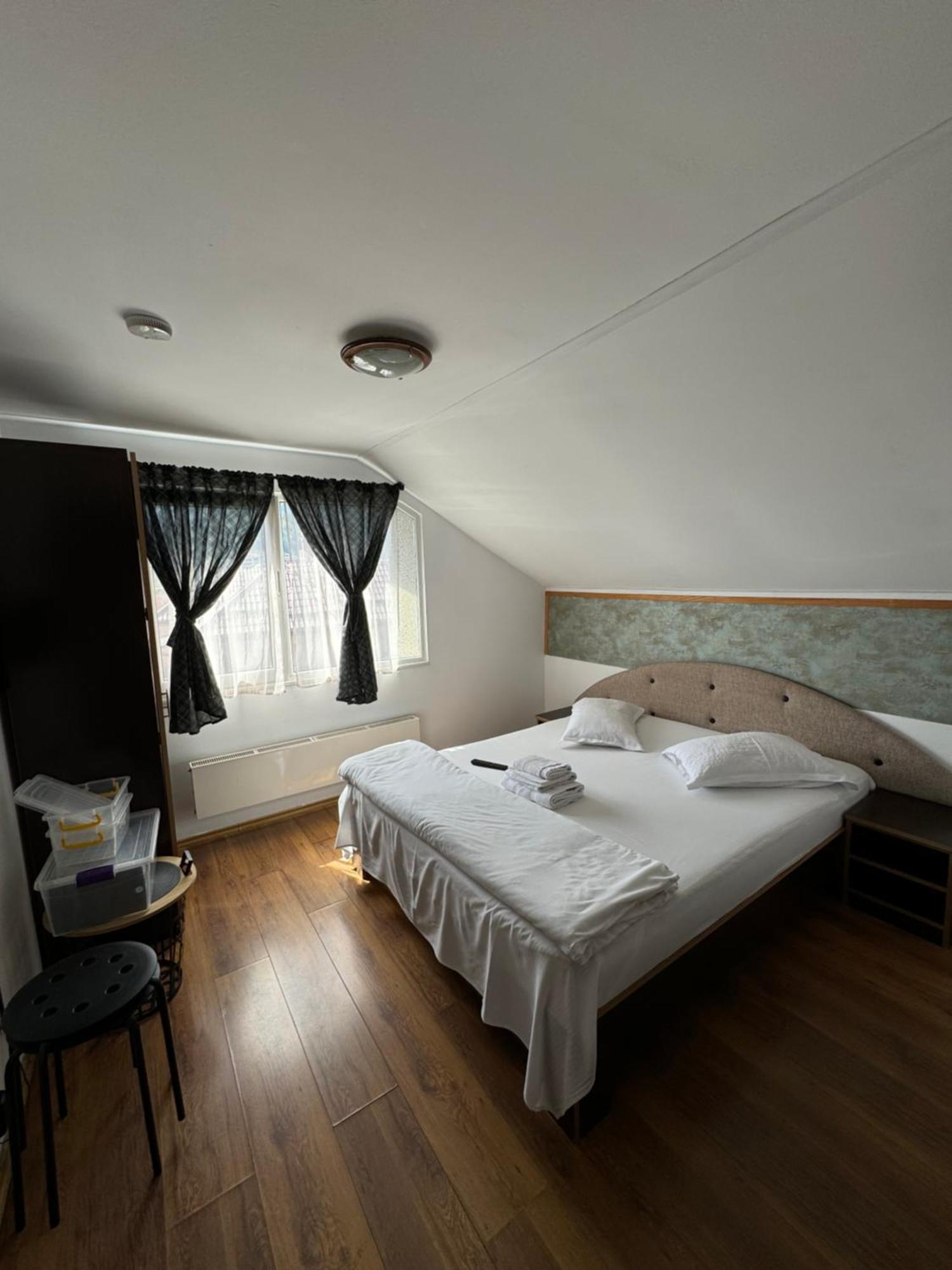 Casa David Hotel Busteni Exterior photo